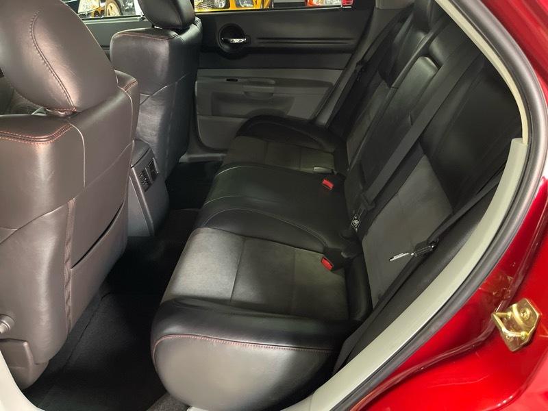 Dodge Magnum SRT-8 2006