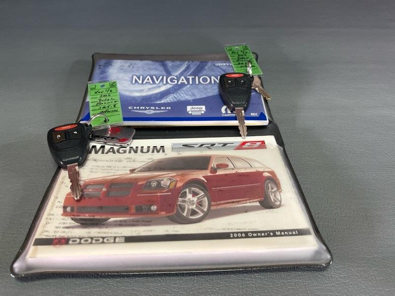 Dodge Magnum SRT-8 2006