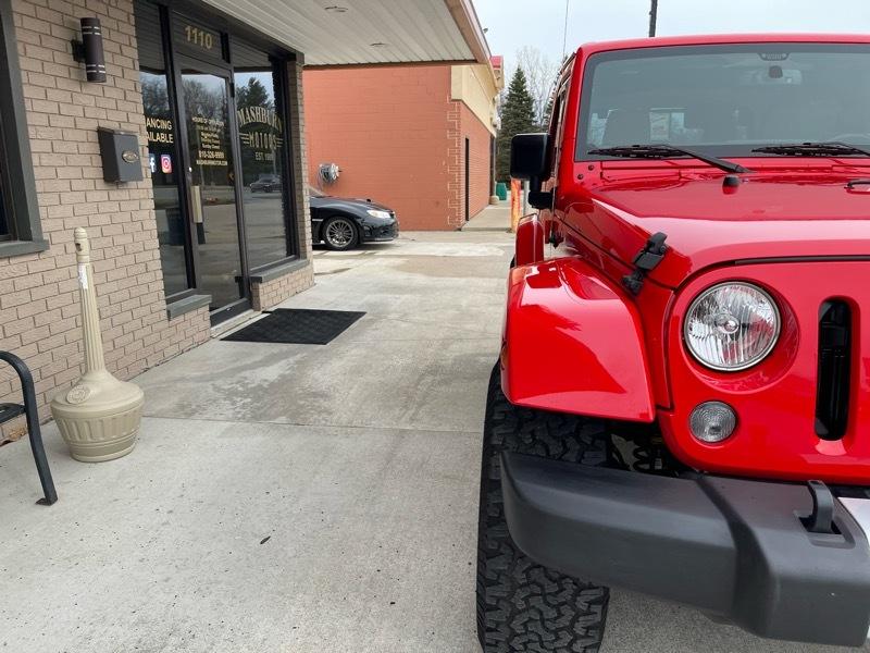 Jeep Wrangler Sahara 4WD 2015