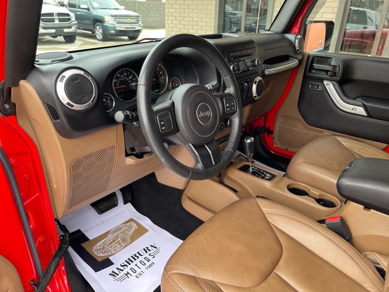 Jeep Wrangler Sahara 4WD 2015