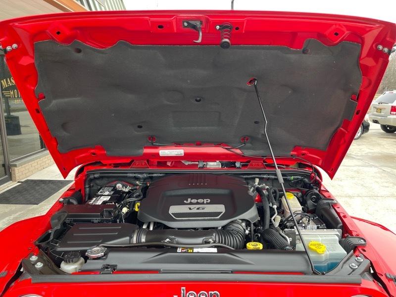 Jeep Wrangler Sahara 4WD 2015