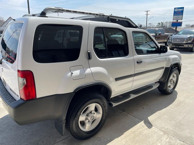 Nissan Xterra SE 4WD 2001