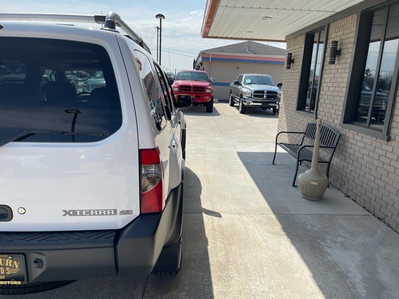 Nissan Xterra SE 4WD 2001