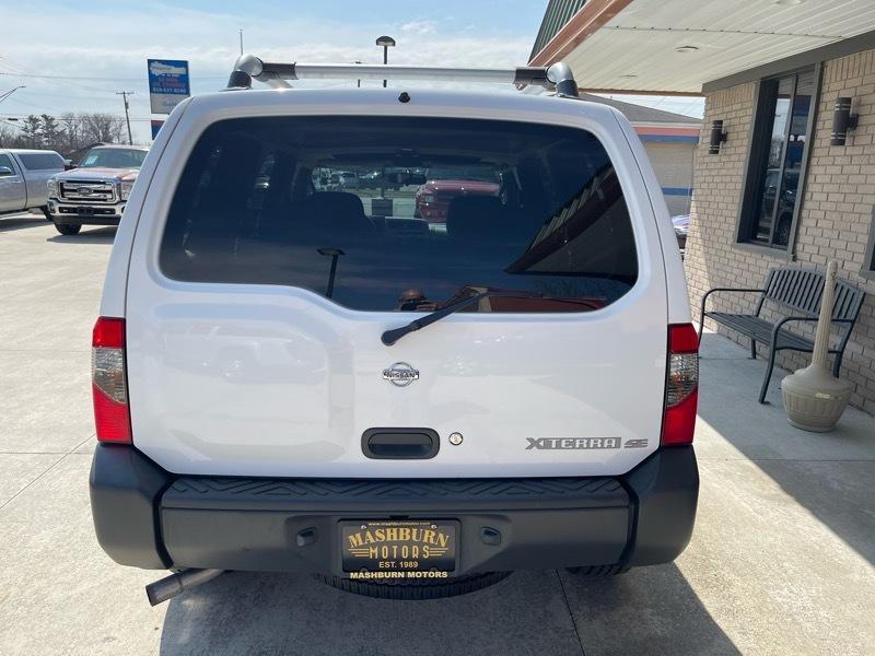 Nissan Xterra SE 4WD 2001