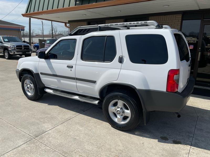 Nissan Xterra SE 4WD 2001