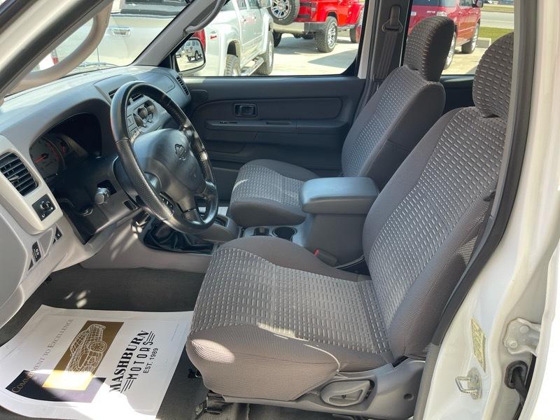 Nissan Xterra SE 4WD 2001