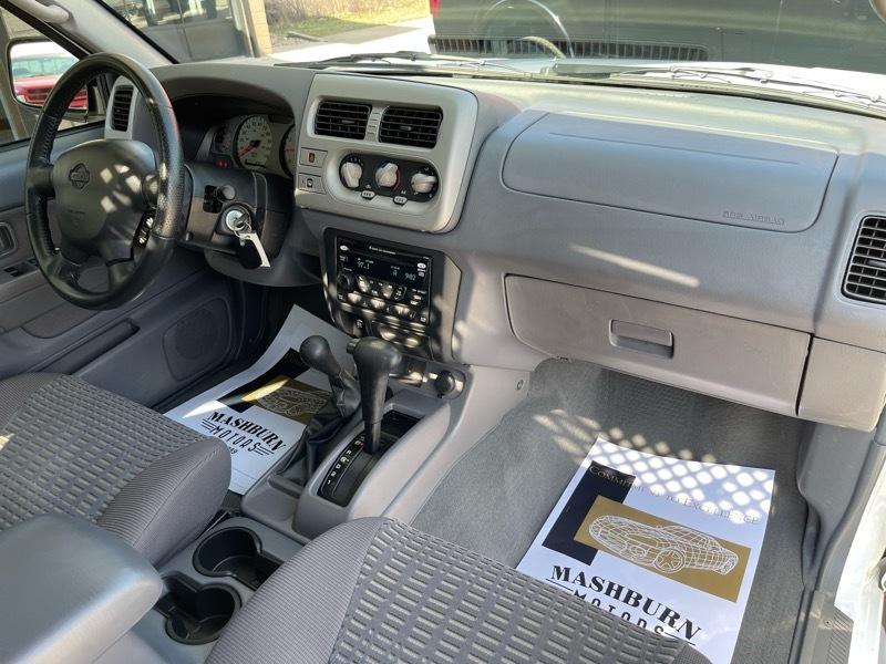 Nissan Xterra SE 4WD 2001