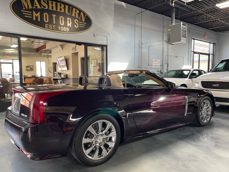 Cadillac XLR Platium Convertible 2009