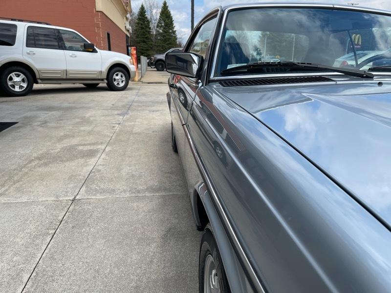 Mercedes-Benz 300 CDT 1984