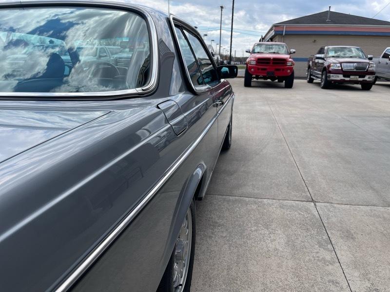 Mercedes-Benz 300 CDT 1984