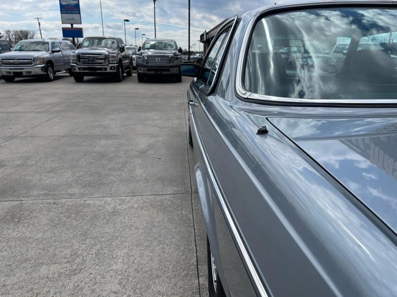 Mercedes-Benz 300 CDT 1984