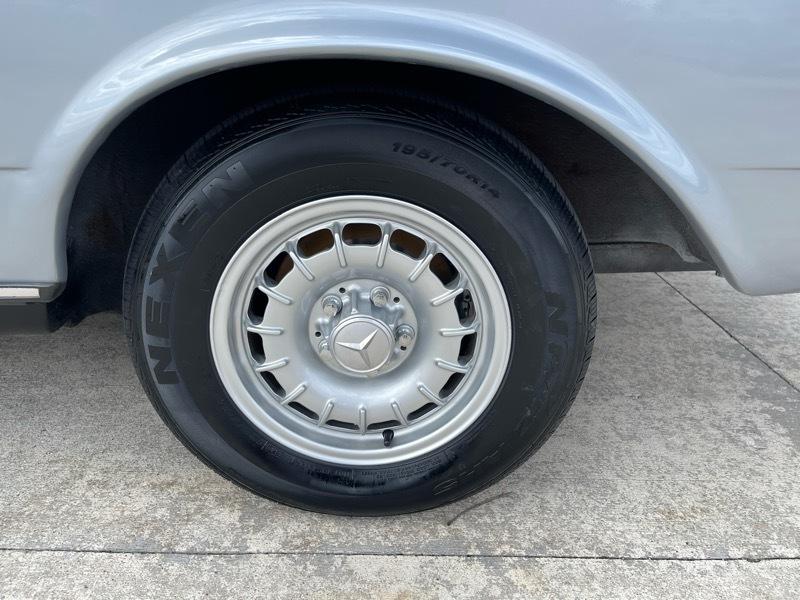 Mercedes-Benz 300 CDT 1984