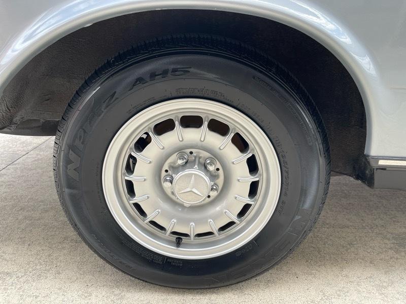 Mercedes-Benz 300 CDT 1984