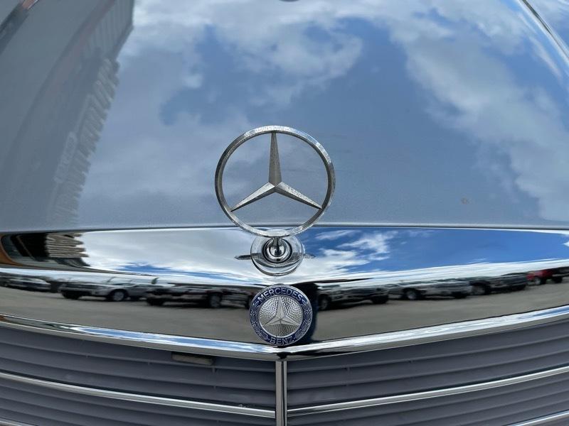 Mercedes-Benz 300 CDT 1984