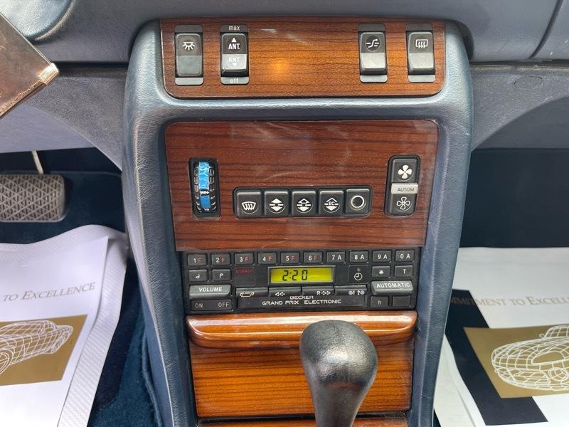 Mercedes-Benz 300 CDT 1984