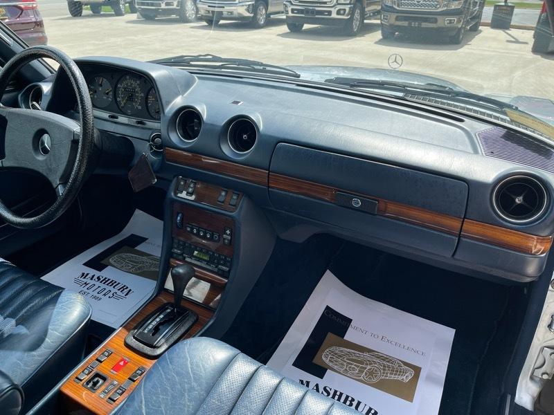 Mercedes-Benz 300 CDT 1984