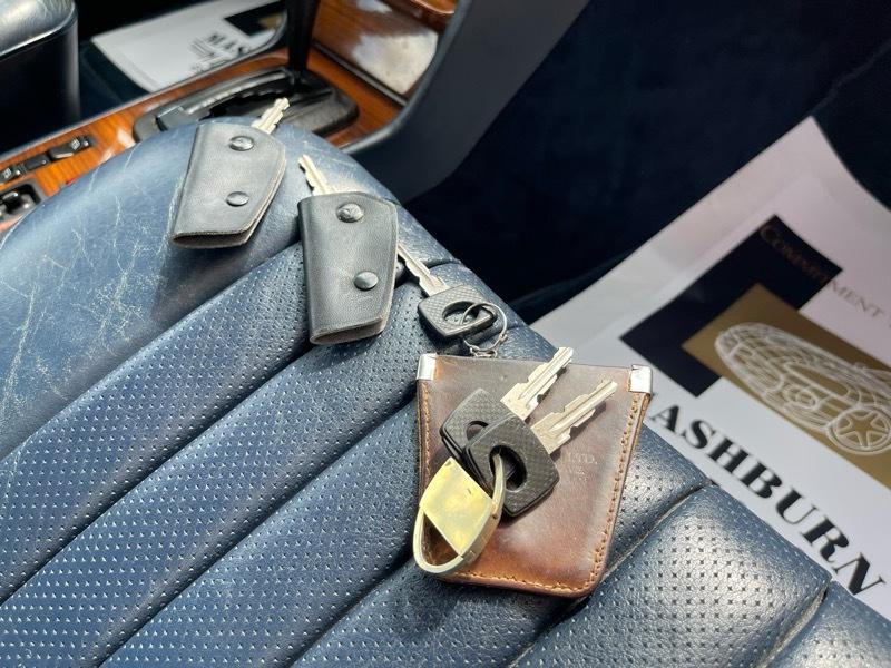 Mercedes-Benz 300 CDT 1984