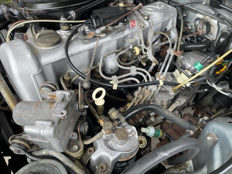 Mercedes-Benz 300 CDT 1984