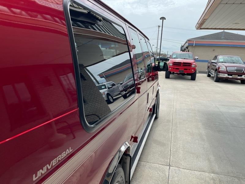 Ford Econoline E150 1999