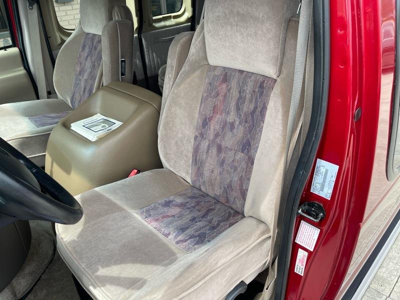 Ford Econoline E150 1999