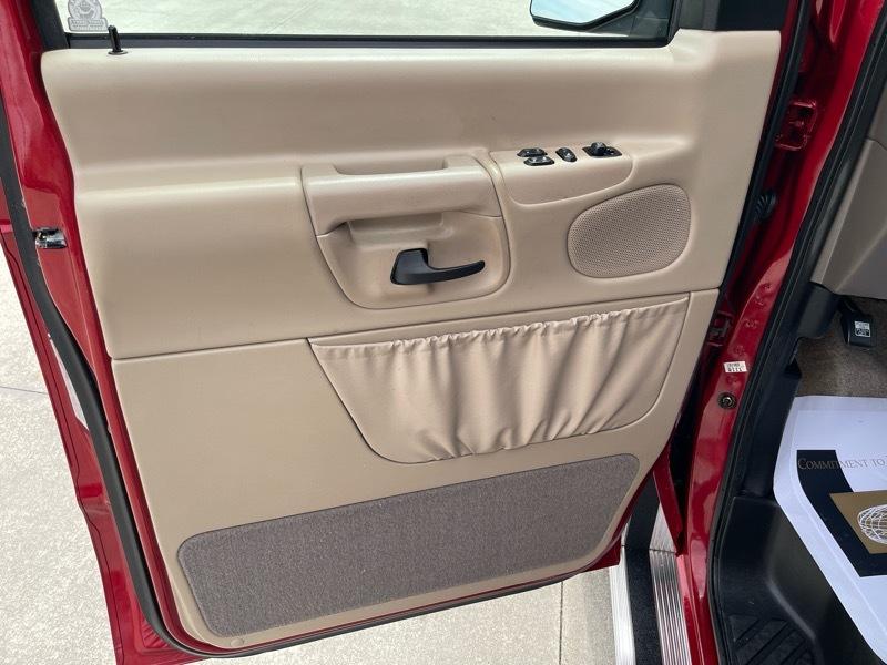 Ford Econoline E150 1999