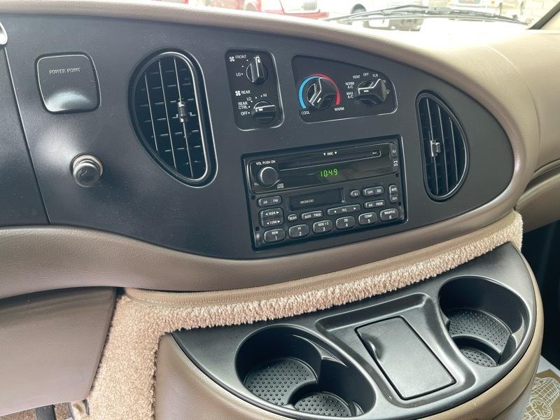 Ford Econoline E150 1999