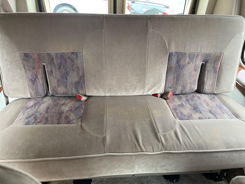 Ford Econoline E150 1999