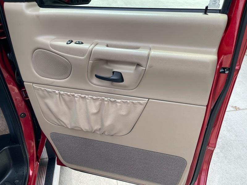 Ford Econoline E150 1999