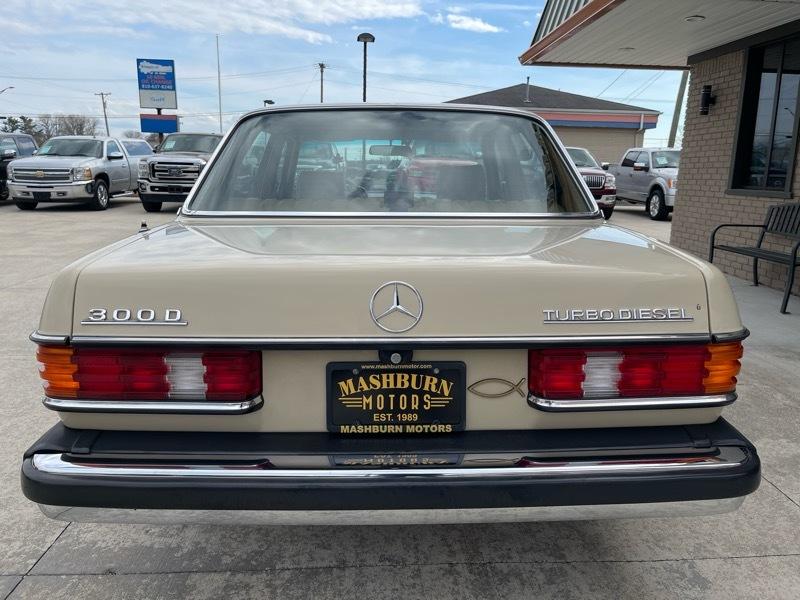 Mercedes-Benz 300 DT 1982