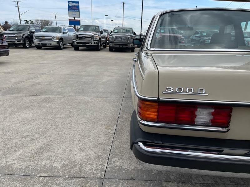 Mercedes-Benz 300 DT 1982