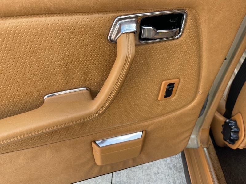 Mercedes-Benz 300 DT 1982