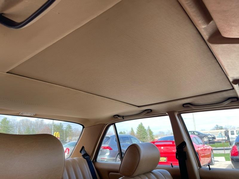 Mercedes-Benz 300 DT 1982