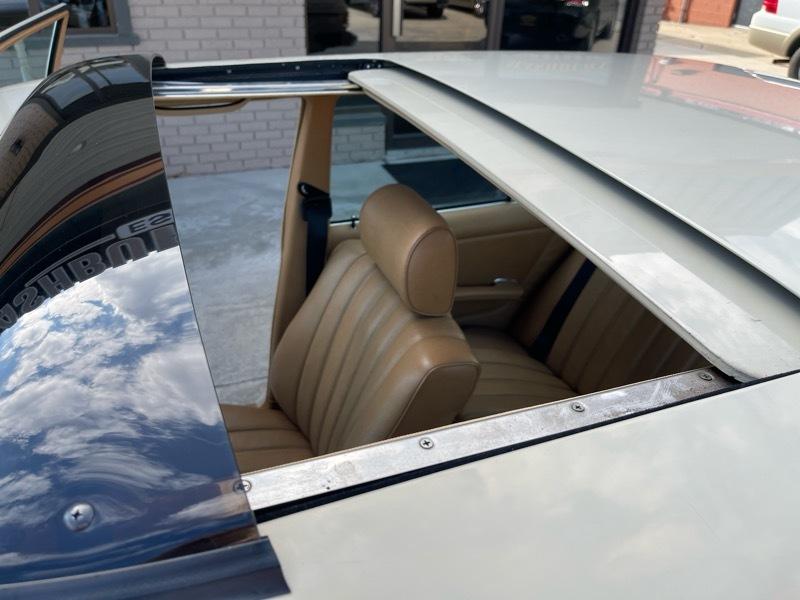 Mercedes-Benz 300 DT 1982