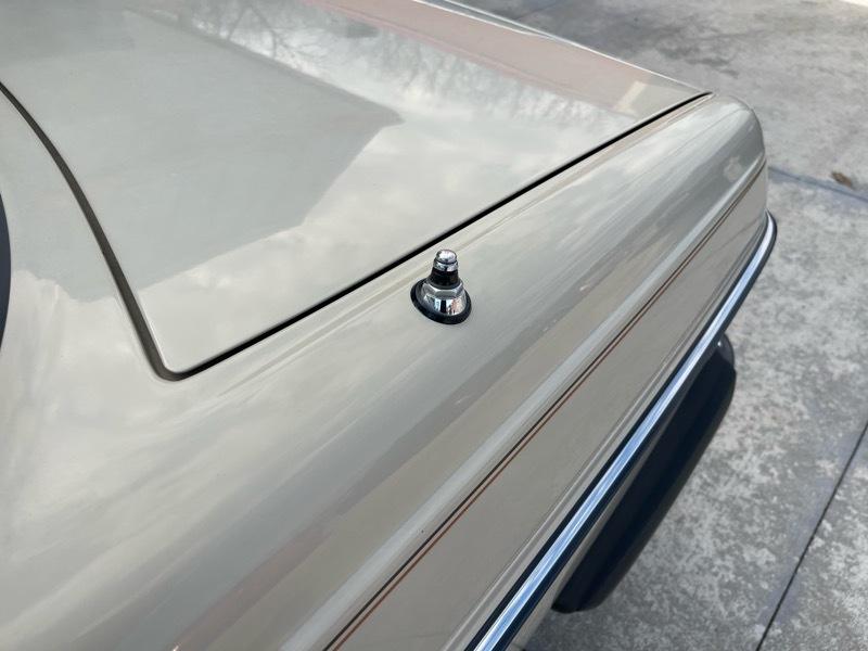 Mercedes-Benz 300 DT 1982