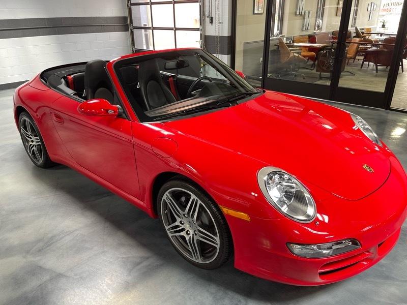 Porsche 911 Carrera Cabriolet 2008