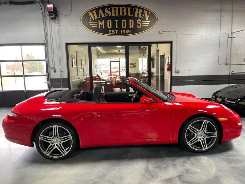 Porsche 911 Carrera Cabriolet 2008