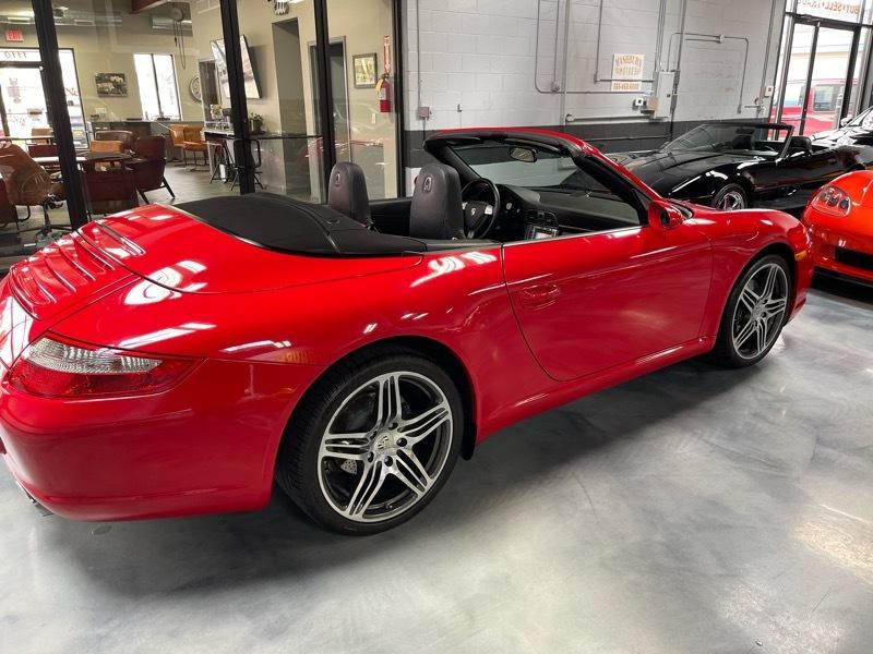 Porsche 911 Carrera Cabriolet 2008