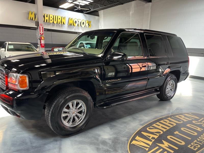 Cadillac Escalade 4WD 1999