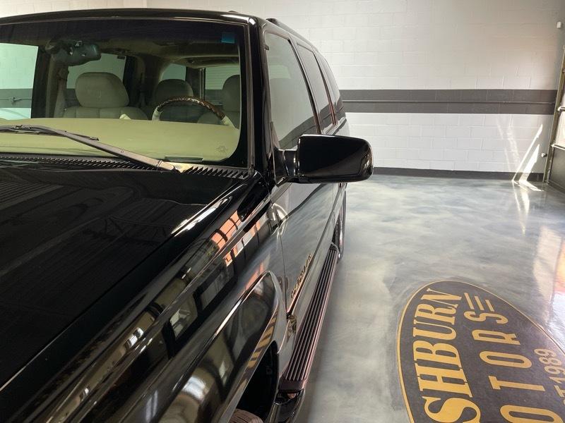 Cadillac Escalade 4WD 1999