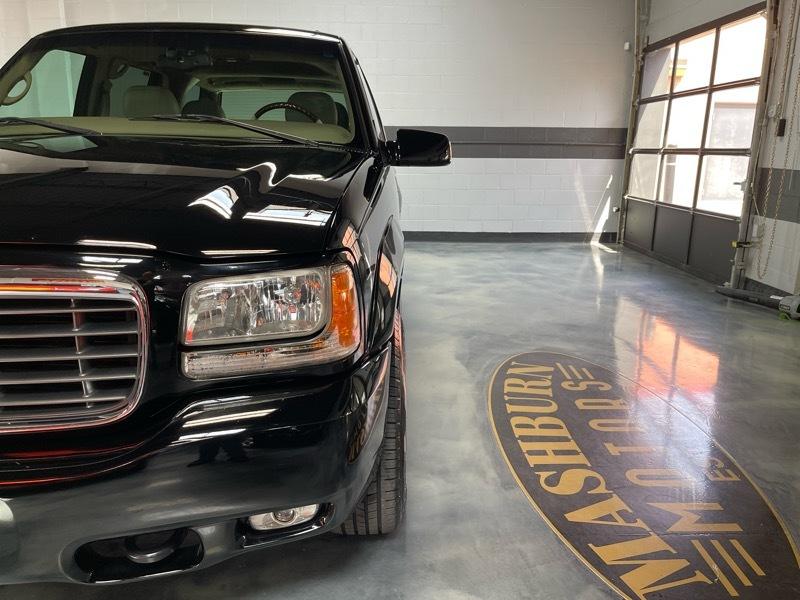 Cadillac Escalade 4WD 1999