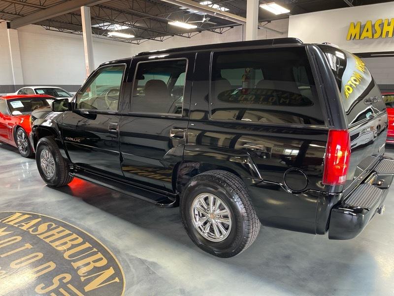 Cadillac Escalade 4WD 1999