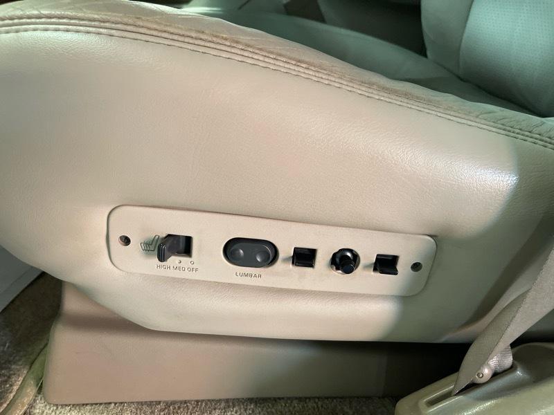 Cadillac Escalade 4WD 1999