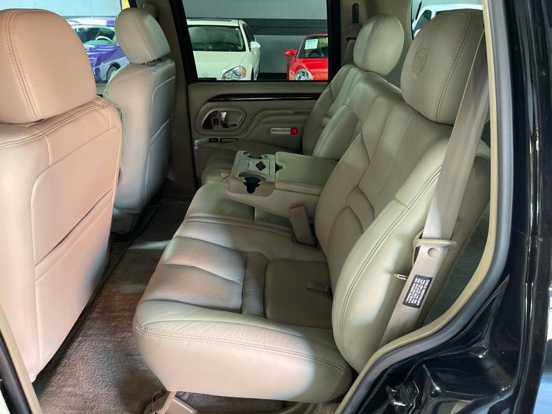 Cadillac Escalade 4WD 1999