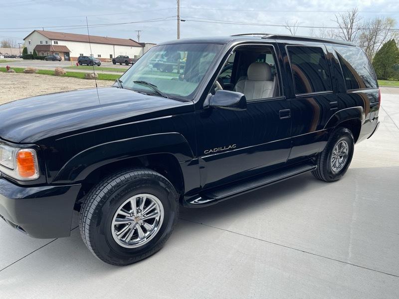 Cadillac Escalade 4WD 1999