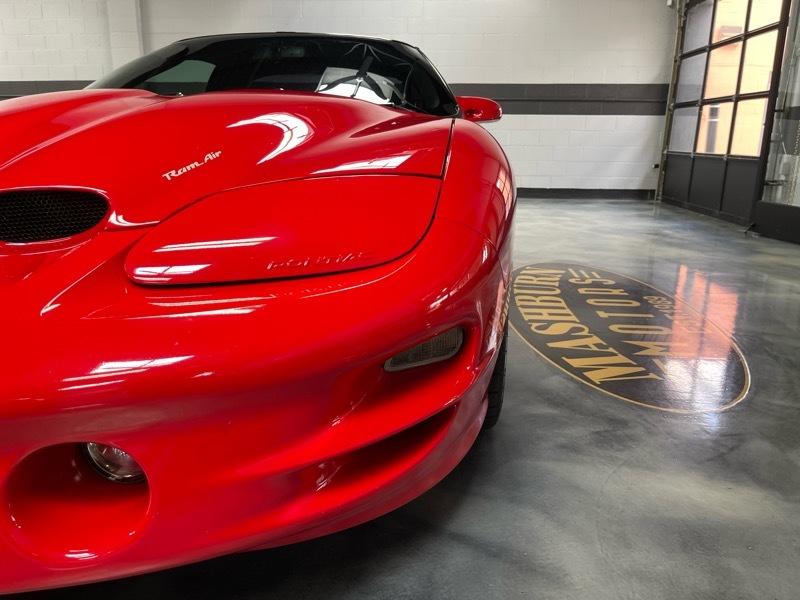 Pontiac Firebird Trans Am 2D Coupe 2000