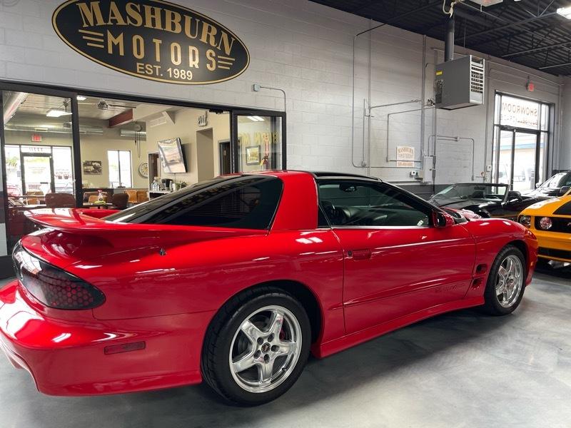 Pontiac Firebird Trans Am 2D Coupe 2000