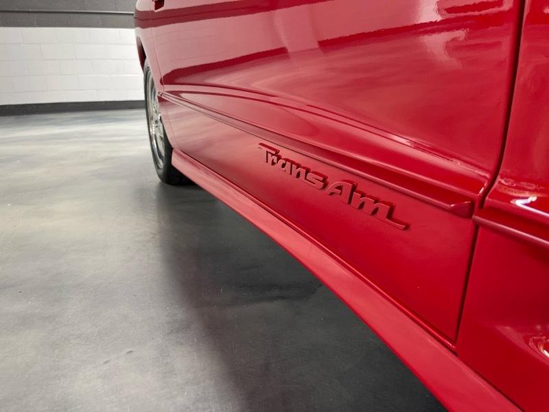 Pontiac Firebird Trans Am 2D Coupe 2000