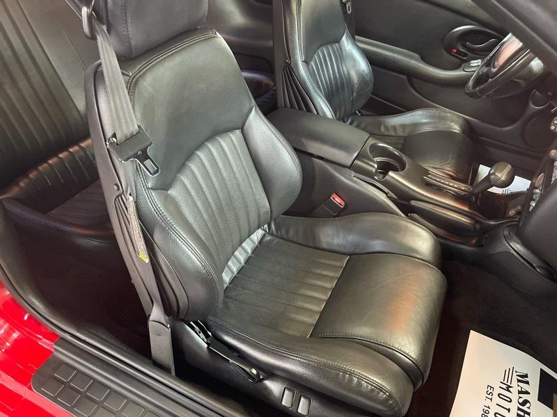 Pontiac Firebird Trans Am 2D Coupe 2000