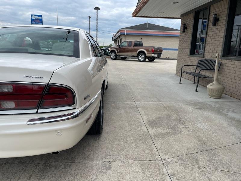 Buick Park Avenue Ultra 2004