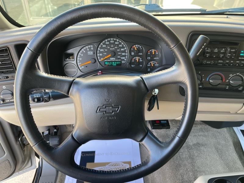 Chevrolet Tahoe 2WD 4dr LS 2000